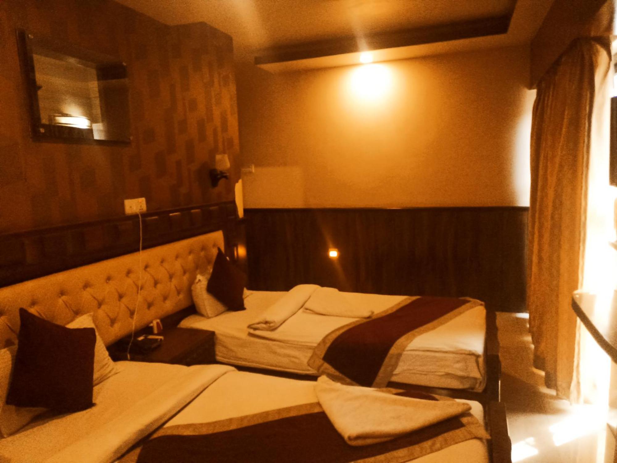 Hotel Prakash International Hetauda Oda fotoğraf